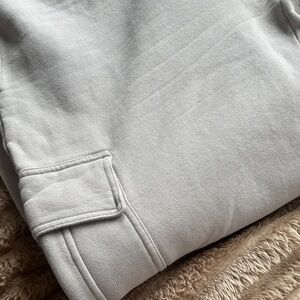 Aritzia Sweatfleece Joggers in Light Gray